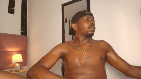 Snapshot of muller_asher chatting on September 21, 3:35 pm Muller Asher online show from September 21, 3:35 pm