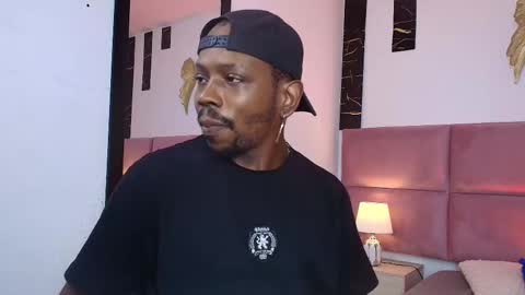 Snapshot of muller_asher chatting on October 2, 4:41 am Muller Asher online show from October 2, 4:41 am