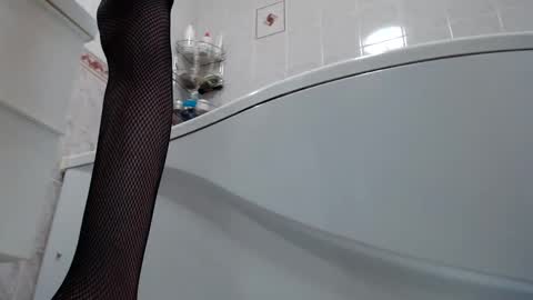 Snapshot of mullty chatting on December 24, 1:59 am Mullty online show from December 24, 1:59 am