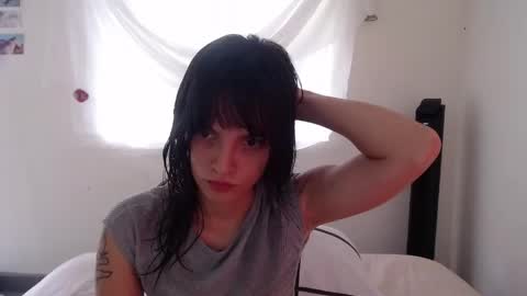 Snapshot of munchi_ chatting on April 29, 7:53 pm online show from April 29, 7:53 pm