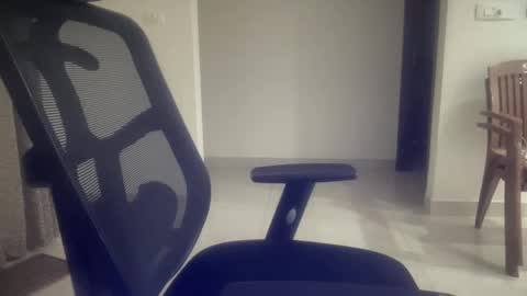 munnabobby2008 online show from October 7, 4:48 pm