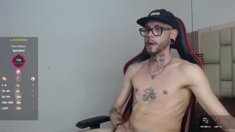 Snapshot of murdockh chatting on January 4, 8:28 am murdok online show from January 4, 8:28 am