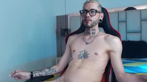 Snapshot of murdockh chatting on January 26, 4:41 am murdok online show from January 26, 4:41 am