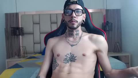 Snapshot of murdockh chatting on January 26, 3:25 pm murdok online show from January 26, 3:25 pm