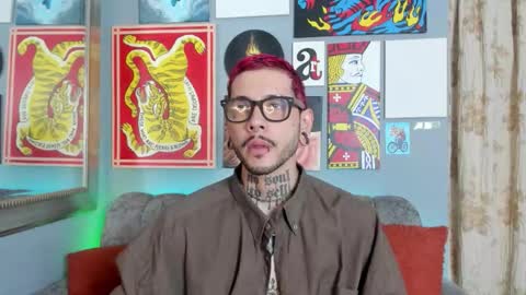 Snapshot of murdockh chatting on October 21, 5:41 am murdok online show from October 21, 5:41 am