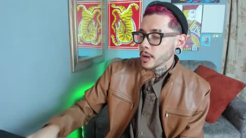 Snapshot of murdockh chatting on October 26, 4:51 am murdok online show from October 26, 4:51 am