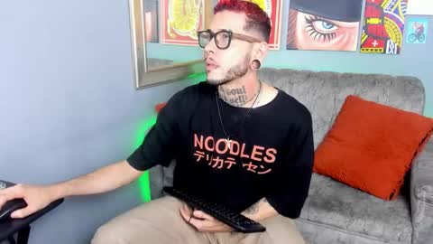 Snapshot of murdockh chatting on November 14, 6:23 am murdok online show from November 14, 6:23 am