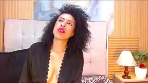 Snapshot of muriell303av chatting on November 24, 3:50 am muriell303av online show from November 24, 3:50 am