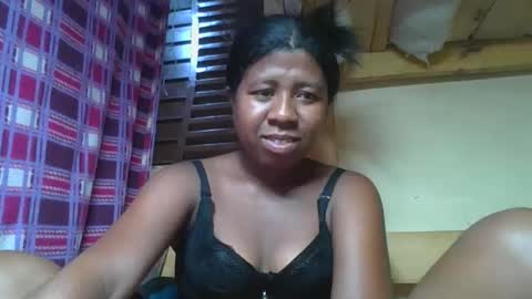 Snapshot of murielleee chatting on March 15, 11:11 pm murielleee online show from March 15, 11:11 pm