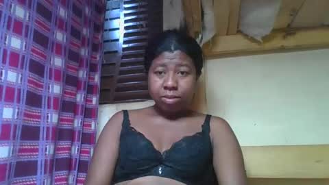 Snapshot of murielleee chatting on March 16, 5:44 am murielleee online show from March 16, 5:44 am