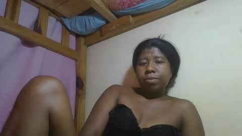 Snapshot of murielleee chatting on March 25, 10:43 am murielleee online show from March 25, 10:43 am