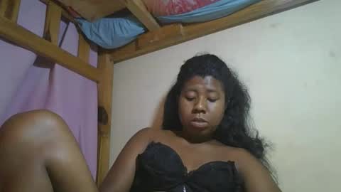 Snapshot of murielleee chatting on March 26, 8:47 pm murielleee online show from March 26, 8:47 pm