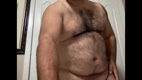 Snapshot of muscle_bearfl chatting on December 2, 11:29 pm muscle_bearfl online show from December 2, 11:29 pm