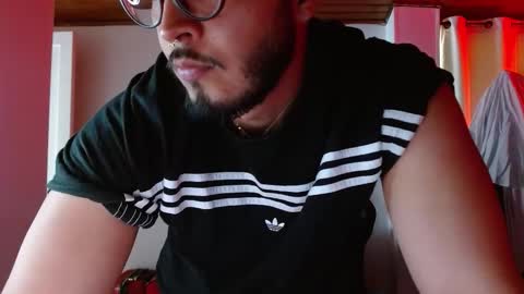 Snapshot of muscle_cock32 chatting on October 6, 6:16 pm David Big online show from October 6, 6:16 pm