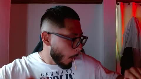 Snapshot of muscle_cock32 chatting on October 8, 4:26 pm David Big online show from October 8, 4:26 pm