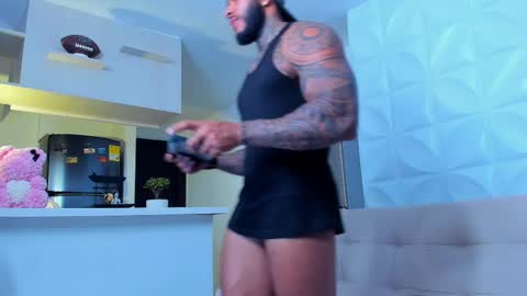 Nick online show from February 10, 11:23 pm