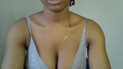 muscle_queen0 online show from February 28, 8:48 am