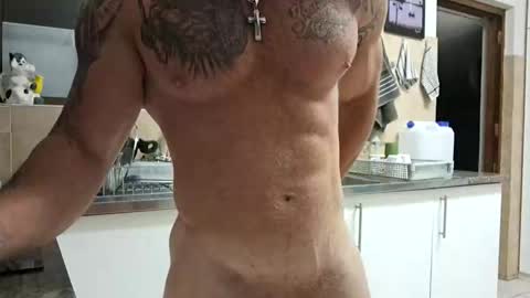 muscledaddy69s online show from April 3, 12:19 am