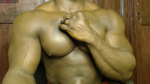 musclegod23 online show from September 10, 11:49 pm