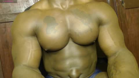 musclegod23 online show from September 20, 12:17 pm
