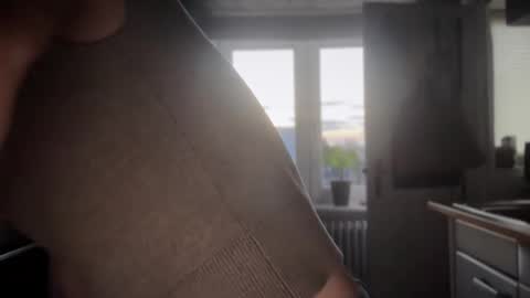 musclehair3 online show from October 18, 4:30 pm