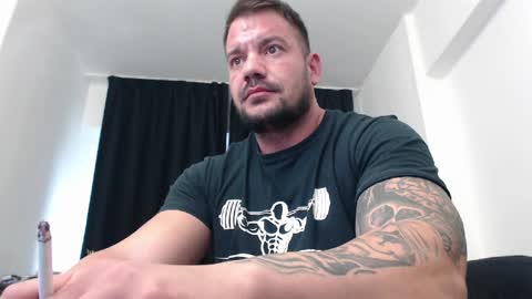 MuscleMonster31 online show from December 22, 10:06 am