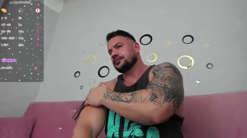 MuscleMonster31 online show from January 10, 12:59 am