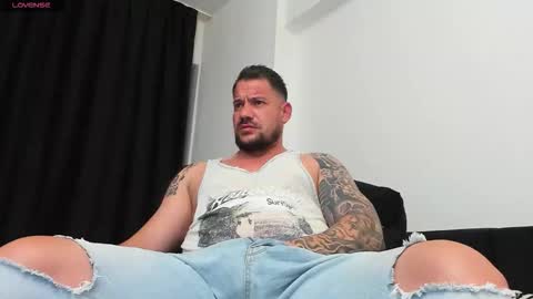 MuscleMonster31 online show from September 24, 11:19 pm