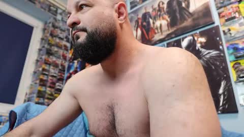 Snapshot of muscular_bear chatting on March 10, 6:07 am Chris online show from March 10, 6:07 am