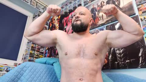 Snapshot of muscular_bear chatting on March 19, 7:01 am Chris online show from March 19, 7:01 am