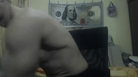 SexyMuscled online show from December 24, 12:00 am