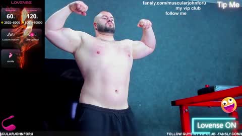 Snapshot of muscularjohnforu chatting on April 30, 7:25 am click icon for peach online show from April 30, 7:25 am