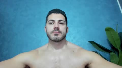 muscularmaster onlyfans online show from December 15, 10:26 pm