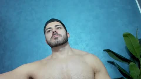 muscularmaster onlyfans online show from December 19, 10:21 pm