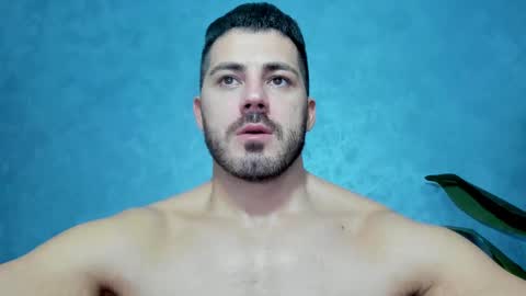 muscularmaster onlyfans online show from January 1, 10:56 pm