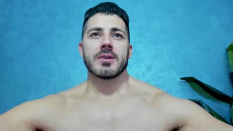 muscularmaster onlyfans online show from January 2, 2:22 am