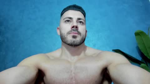 muscularmaster onlyfans online show from January 15, 10:35 pm