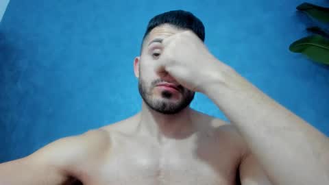 Snapshot of muscularmaster chatting on March 15, 10:05 pm muscularmaster onlyfans online show from March 15, 10:05 pm