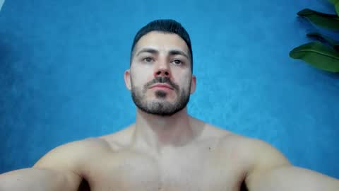 Snapshot of muscularmaster chatting on March 17, 10:46 pm muscularmaster onlyfans online show from March 17, 10:46 pm