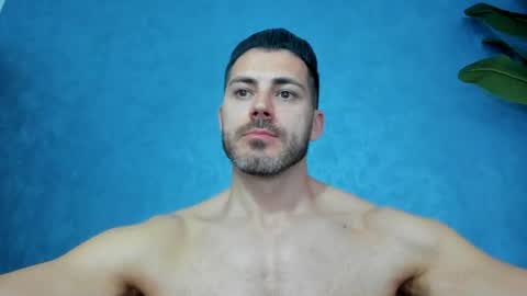 muscularmaster onlyfans online show from April 15, 9:48 pm