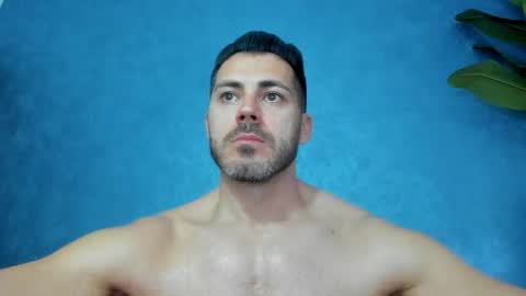 muscularmaster onlyfans online show from April 16, 9:04 pm