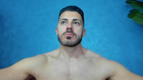 muscularmaster onlyfans online show from May 10, 9:09 pm