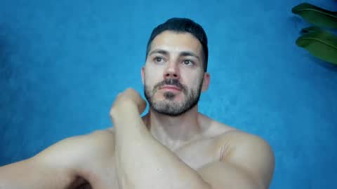 muscularmaster onlyfans online show from May 15, 9:44 pm