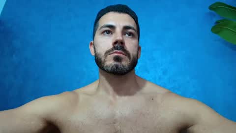 muscularmaster onlyfans online show from June 14, 9:39 pm