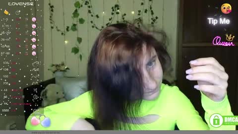 Snapshot of muse_kitty_jenia chatting on April 24, 5:59 pm Jenya online show from April 24, 5:59 pm