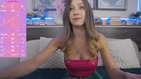 Snapshot of musedollx chatting on September 26, 6:56 pm Luna  online show from September 26, 6:56 pm