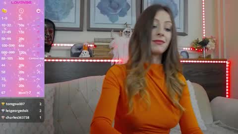 Snapshot of musedollx chatting on October 24, 8:38 pm Luna  online show from October 24, 8:38 pm