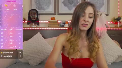 Snapshot of musedollx chatting on November 1, 8:00 pm Luna  online show from November 1, 8:00 pm