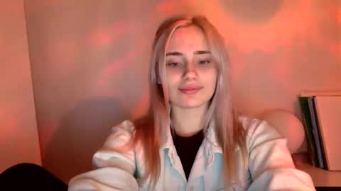 Snapshot of musescorner chatting on April 18, 7:40 pm musescorner online show from April 18, 7:40 pm