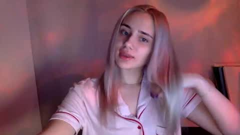 Snapshot of musescorner chatting on April 20, 8:43 pm musescorner online show from April 20, 8:43 pm